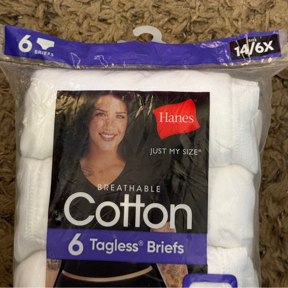 Hanes White Cotton Tagless Briefs - 6 Pack size 14 (6X) - Picture 2 of 5